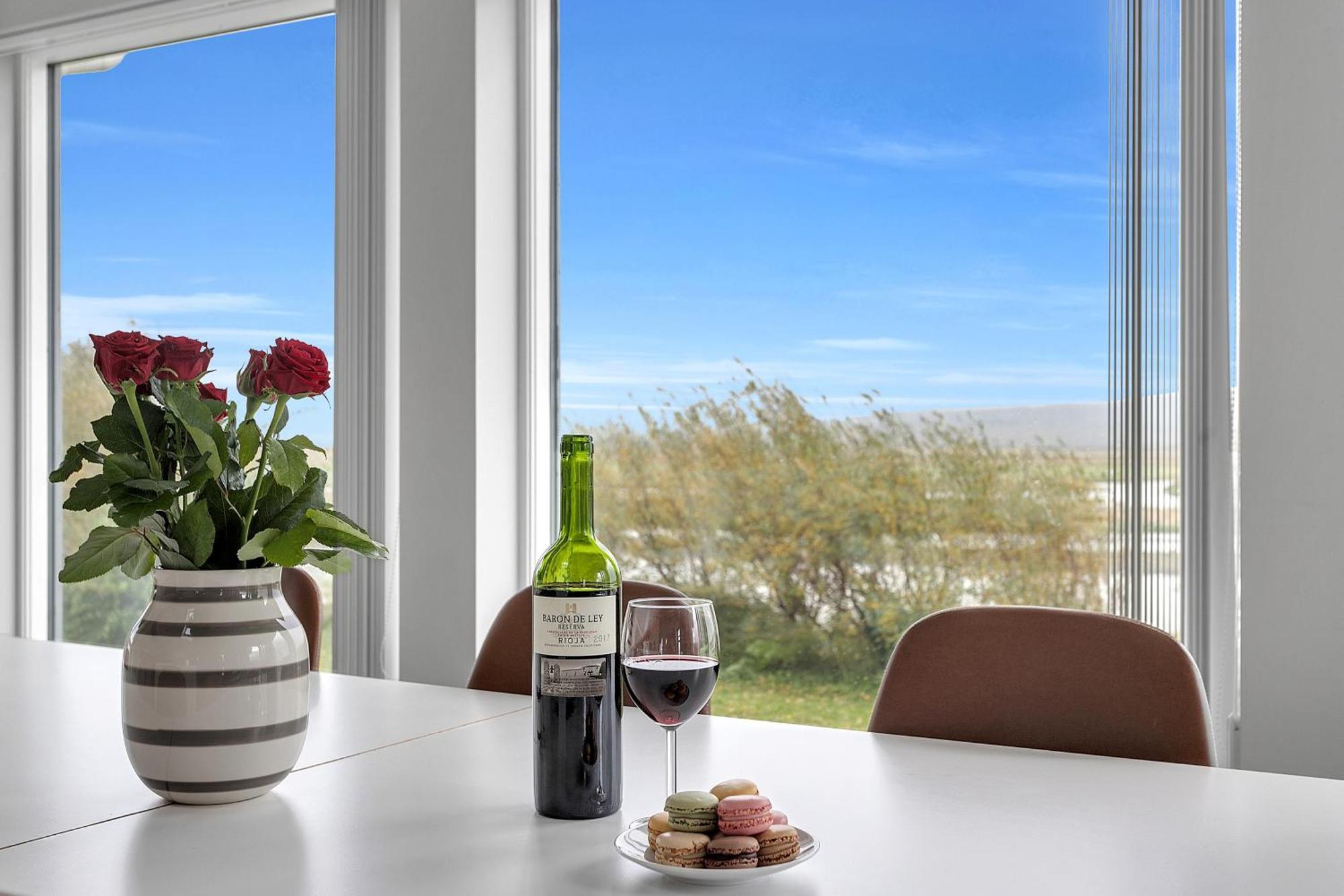 Luxury Villa With River View Laugaras Exteriér fotografie